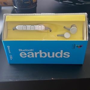 Digital Basics Silver Earbuds